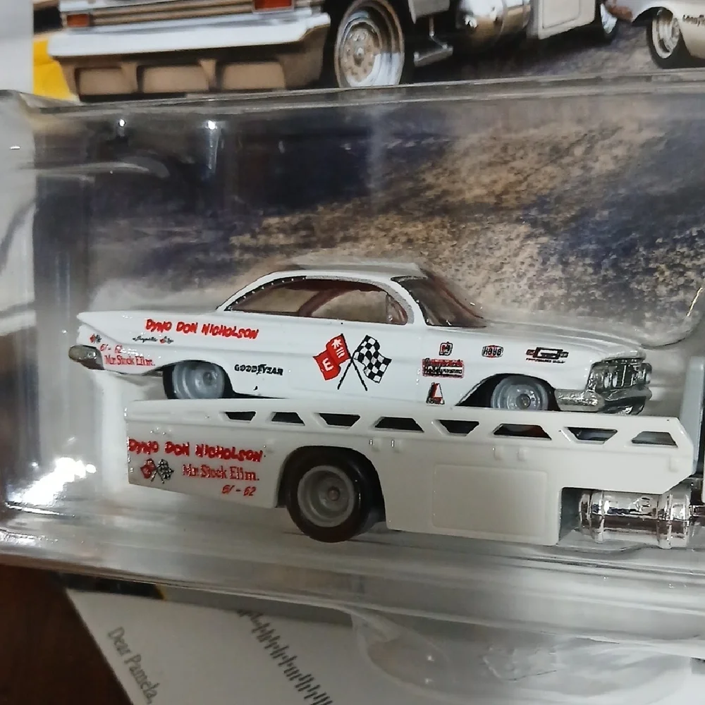Hot Wheels PREMIUM .. DYNO DON '61 Impala and Horizon Hauler TEAM TRANSPORT Set